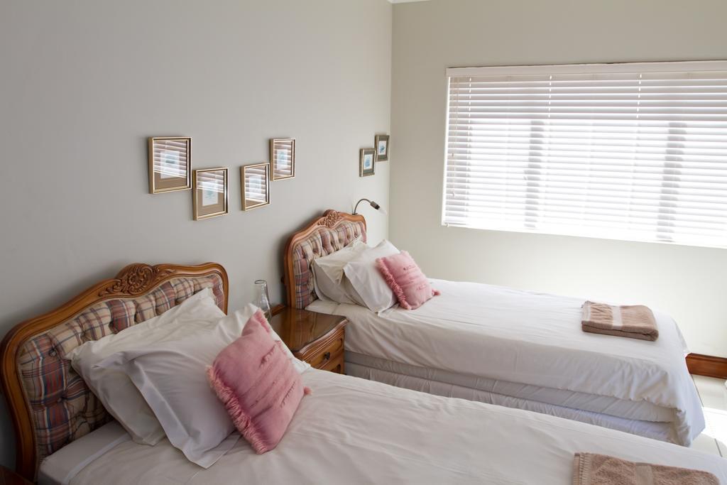 Mountain View Manor Hotel Grahamstown Habitación foto