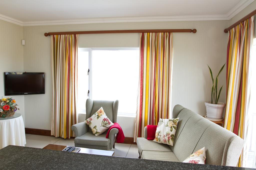 Mountain View Manor Hotel Grahamstown Habitación foto